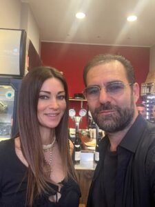 Manuela Arcuri e Antonio Sepe enoteca divino di Rubiera